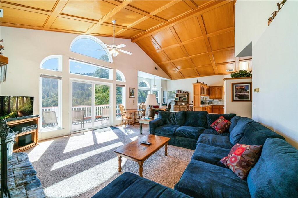 Property Photo:  24309 Zurich Drive  CA 92325 
