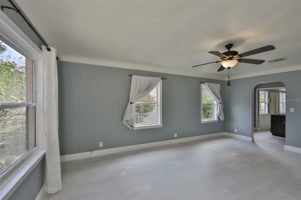 Property Photo:  2554 16th Avenue N  FL 33713 