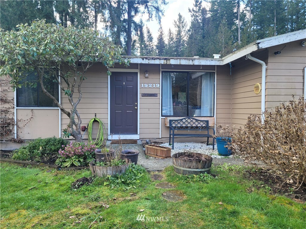 Property Photo:  19219 SE 242nd Place  WA 98042 