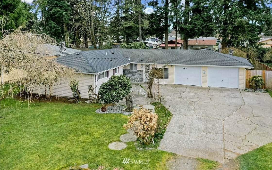 Property Photo:  4429 26th Avenue SE  WA 98503 