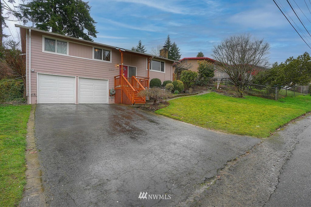 Property Photo:  2617 SW 330th Street  WA 98023 