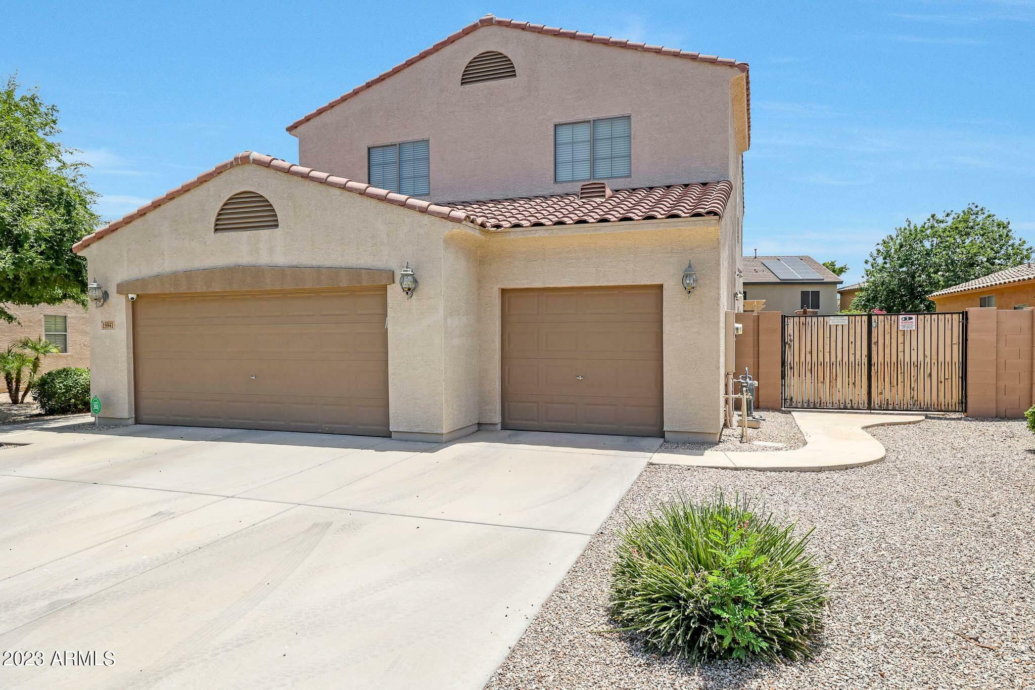 Property Photo:  15941 W Mauna Loa Lane  AZ 85379 