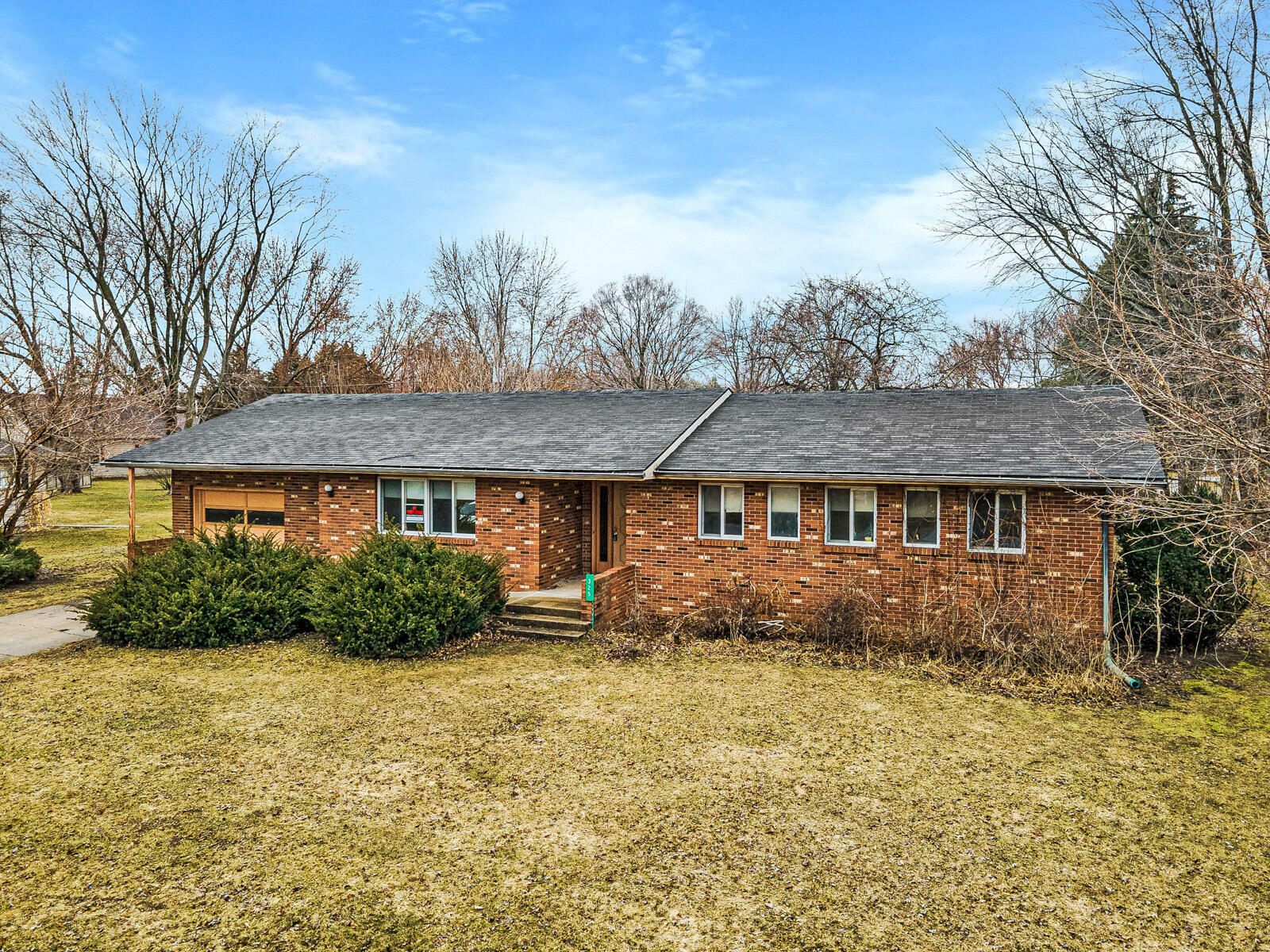 Property Photo: 325 Yellow Creek Drive MI 49085
