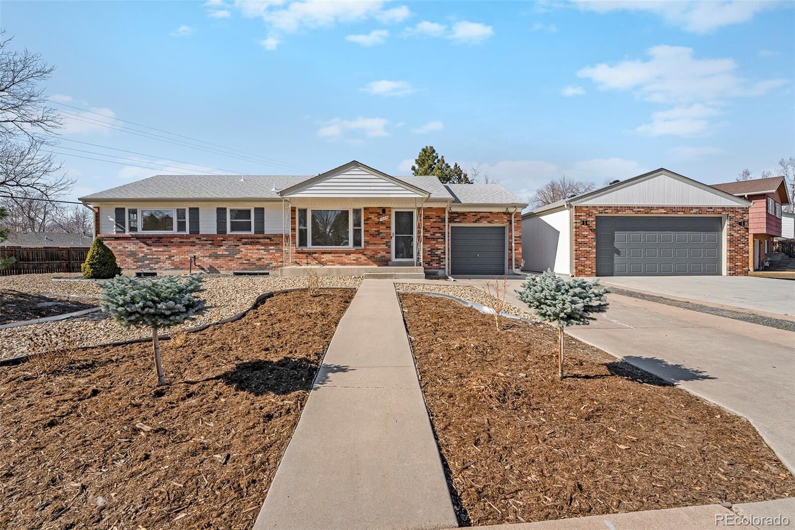 Property Photo:  1605 E Noble Place  CO 80121 