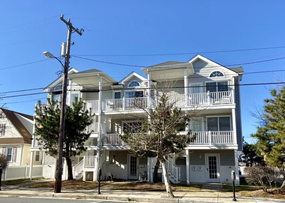 300 E Leaming  Wildwood NJ 08260 photo