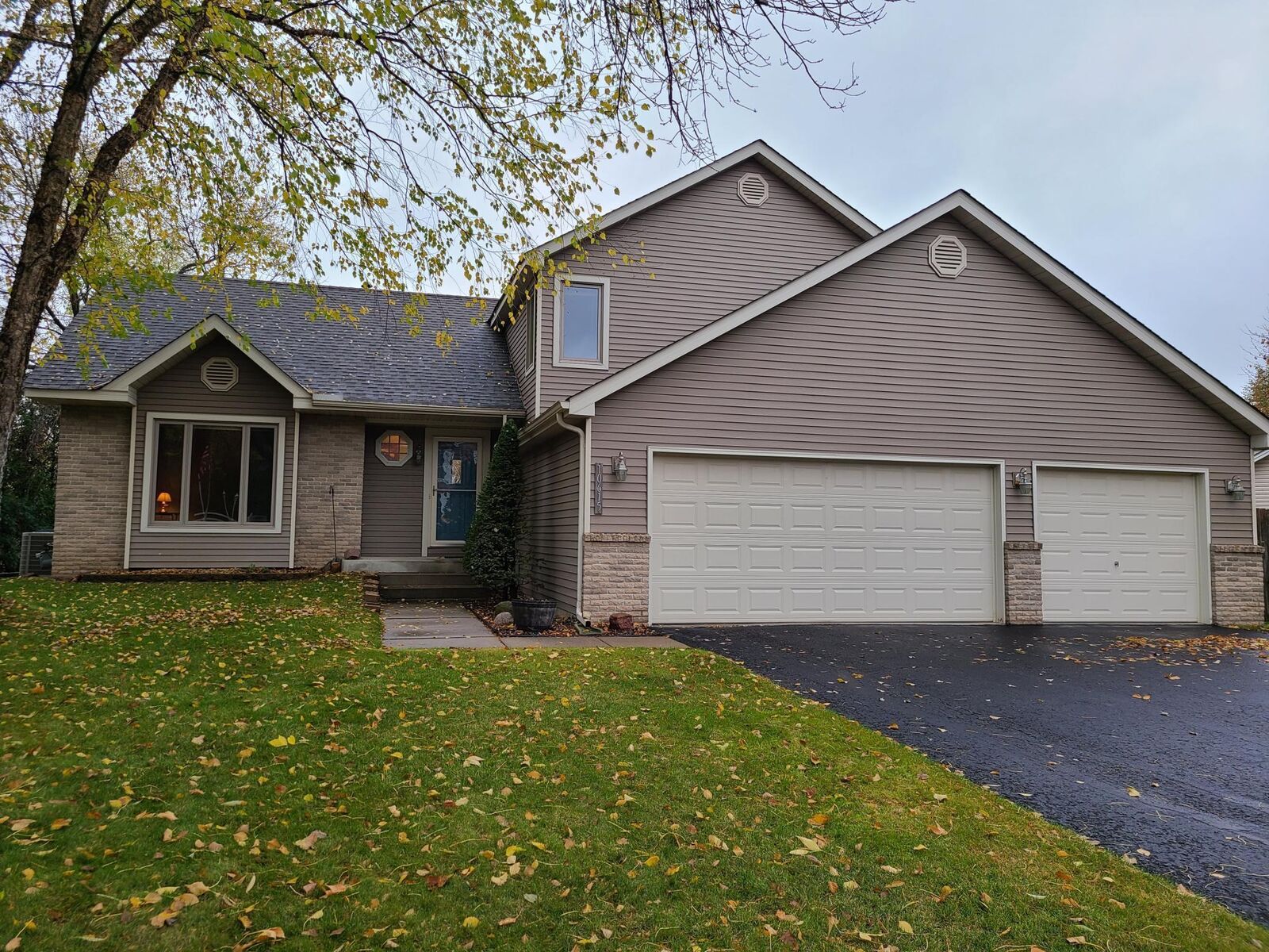 Property Photo:  10615 52nd Avenue N  MN 55442