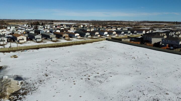 Property Photo: 10255 86 Street AB T8X 0B5