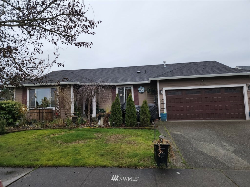 Property Photo:  10415 Red Fern Court SE  WA 98597 