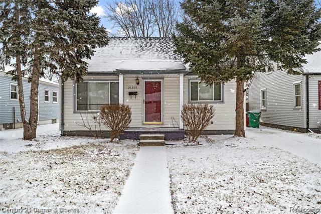 Property Photo:  24868 Grove Avenue  MI 48021 