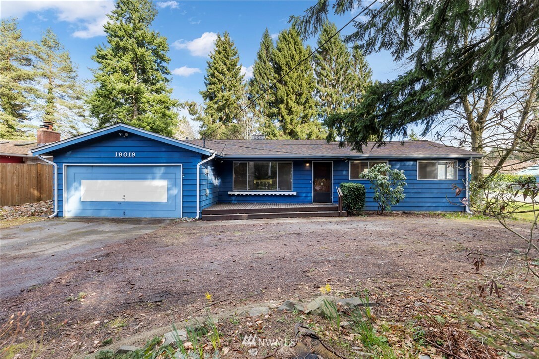 Property Photo:  19019 44th Avenue W  WA 98036 