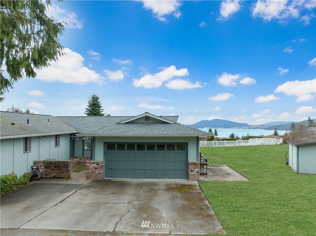 Property Photo: 14229 Hemlock WA 98221