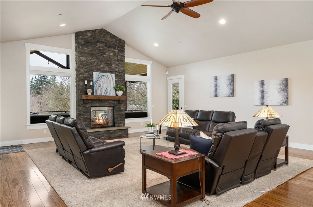 Property Photo: 31064 Military Road S WA 98001