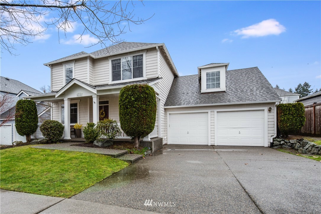 Property Photo: 5215 Nassau Court NE WA 98422