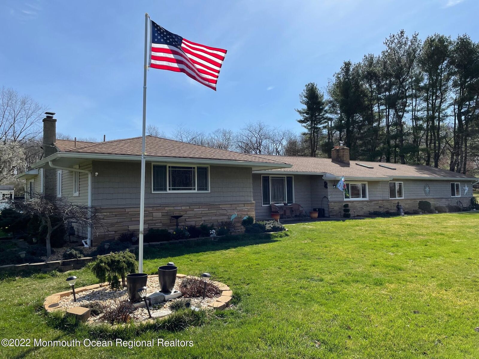 Property Photo:  66 Rising Sun Tavern Road  NJ 08510 