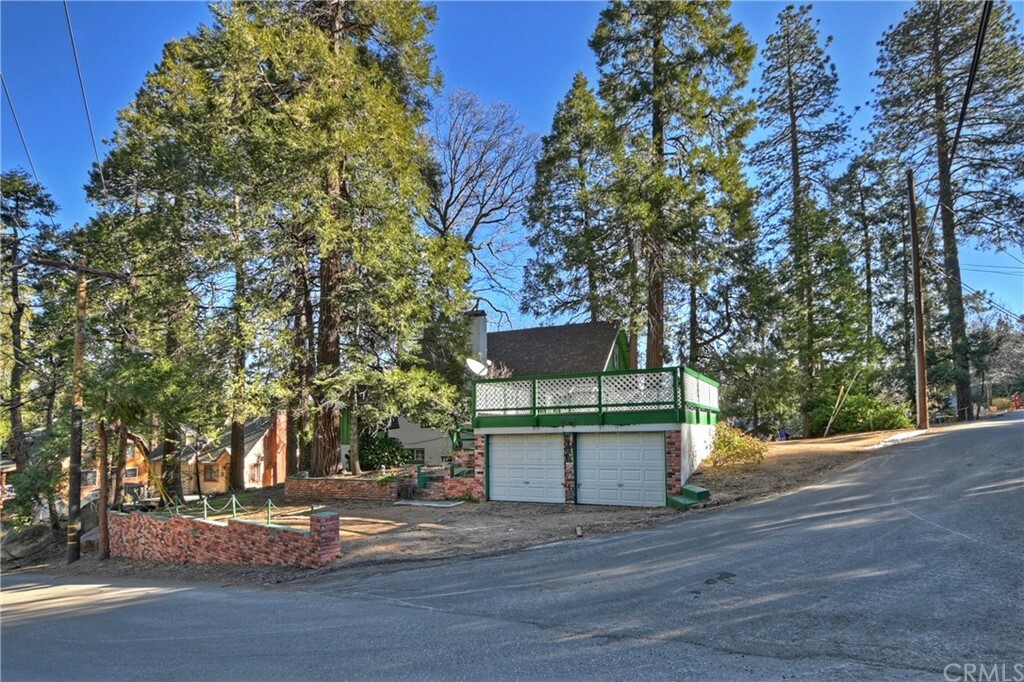 Property Photo:  24007 Scenic Drive  CA 92325 