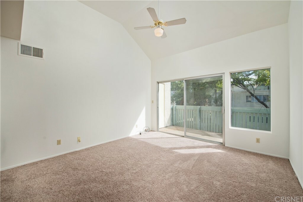 Property Photo:  5700 Etiwanda Avenue 201  CA 91356 