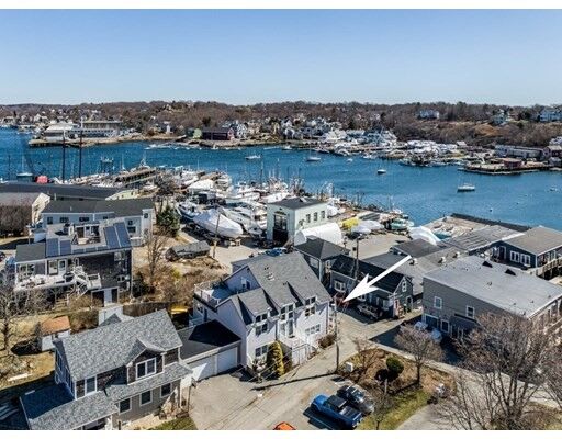 Property Photo:  60 Rocky Neck Avenue 201  MA 01930 