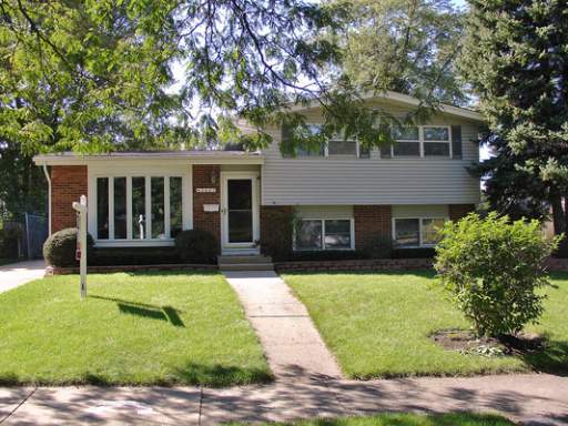 Property Photo:  3407 S Wilke Rd (Not Busy)  IL 60008 