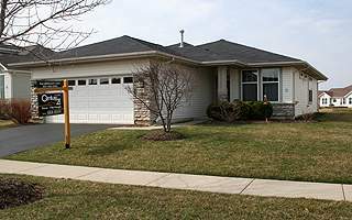 Property Photo:  12951 Applewood Drive  IL 60142 