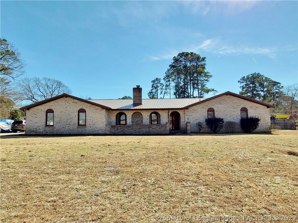 Property Photo:  432 Raynor Drive  NC 28311 