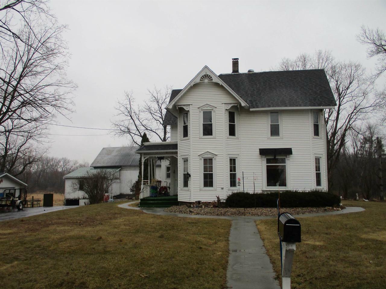 Property Photo:  E5856 Lavalle St  WI 53959 