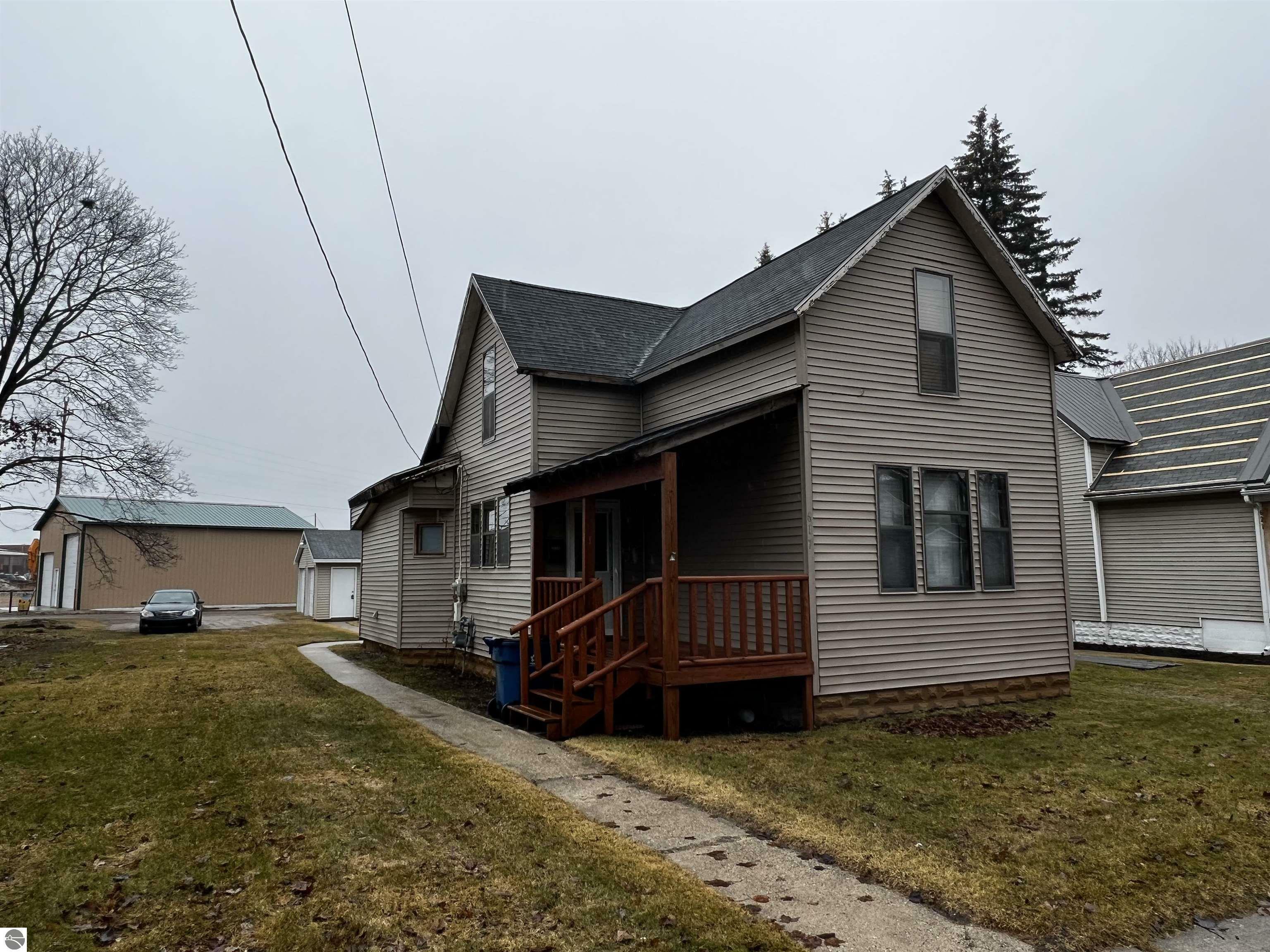 Property Photo:  617 N Lake Street  MI 49601 