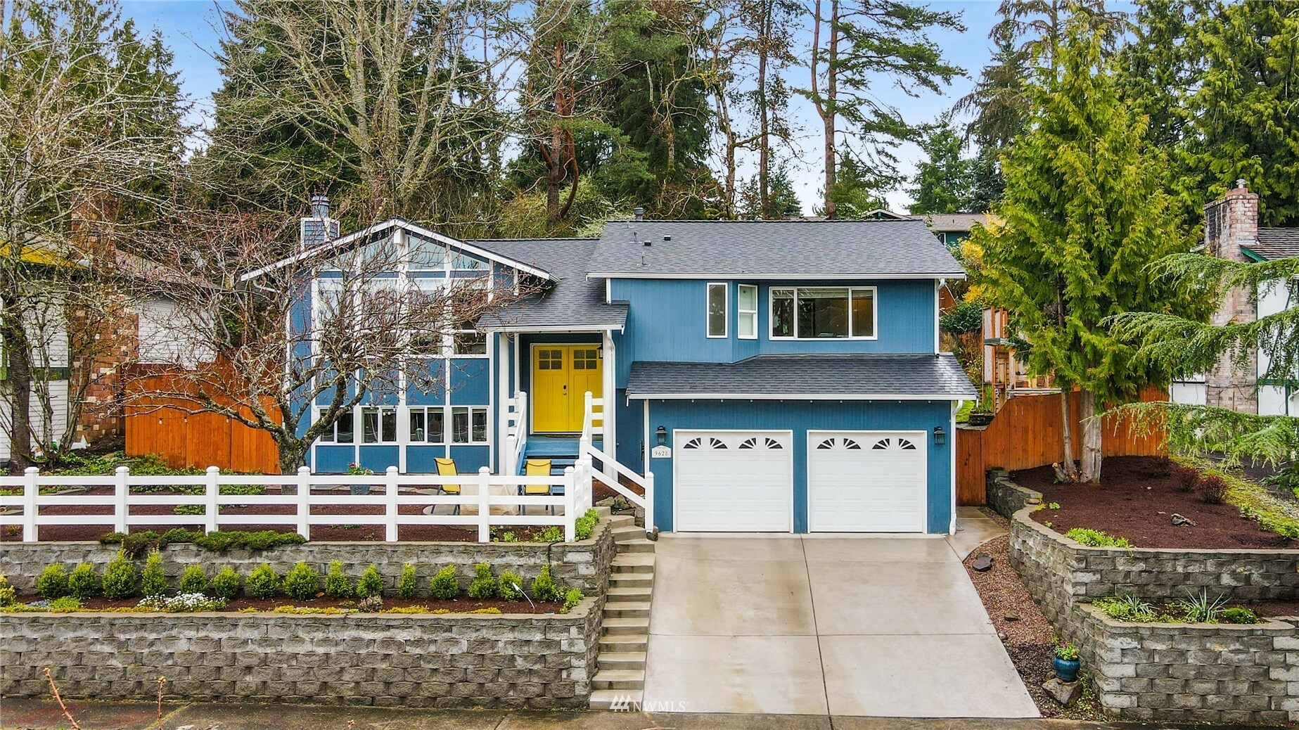 Property Photo: 9628 162nd Avenue NE WA 98052