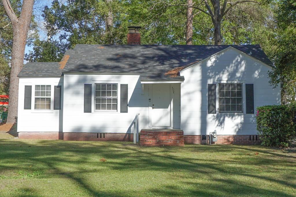 Property Photo:  1717 Iola Drive  GA 31602 