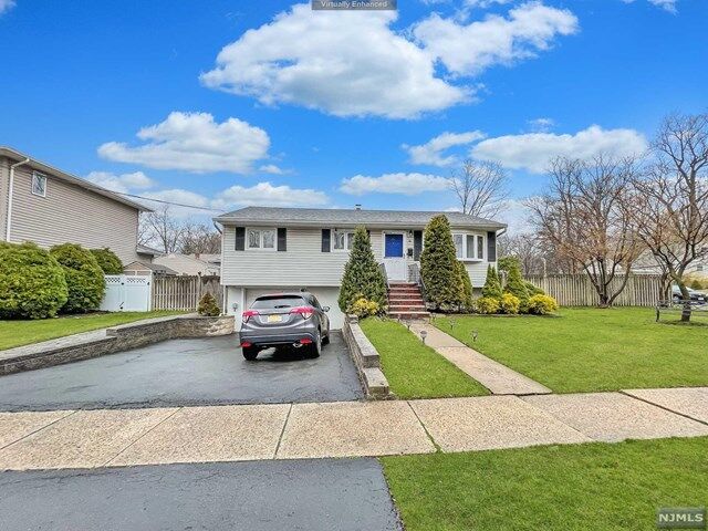 Property Photo:  2 Teak Road  NJ 07628 