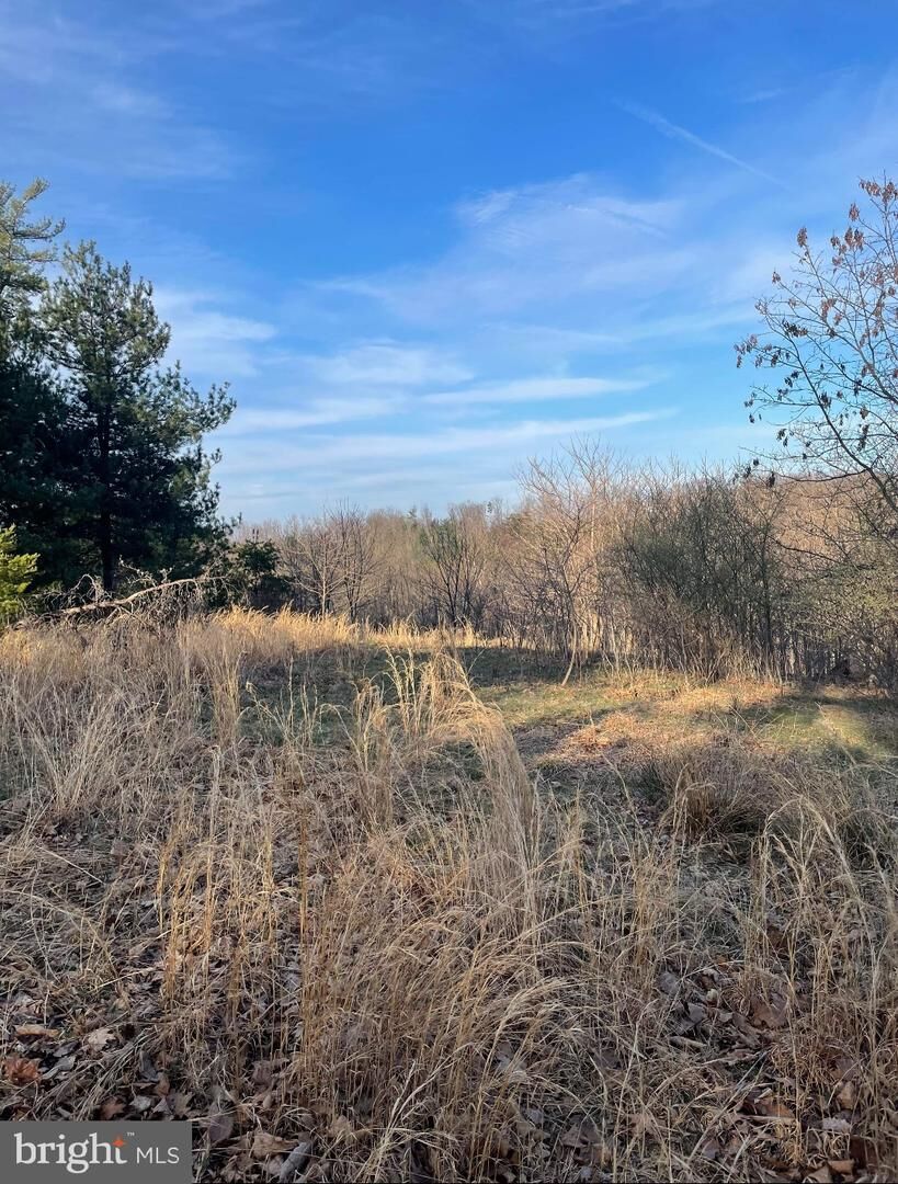 Property Photo: Breakaway WV 25427