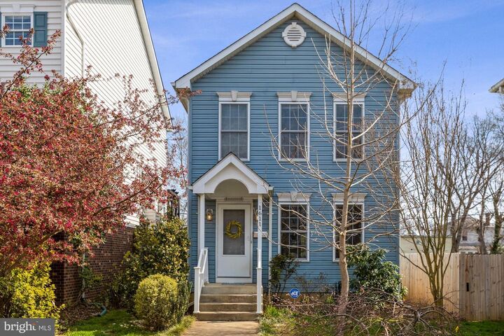 1611 Charles Street  Fredericksburg VA 22401 photo