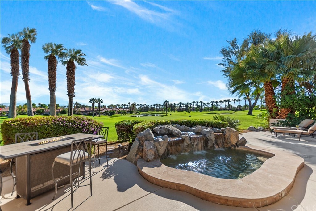 Property Photo: 48320 Via Solana CA 92253