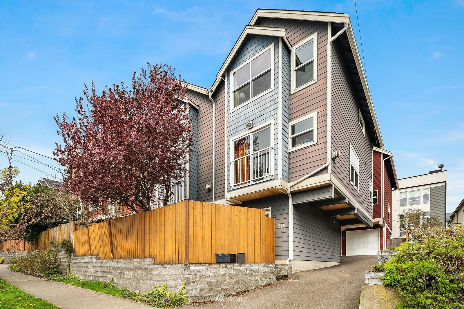 Property Photo:  514 N 46th Street B  WA 98103 