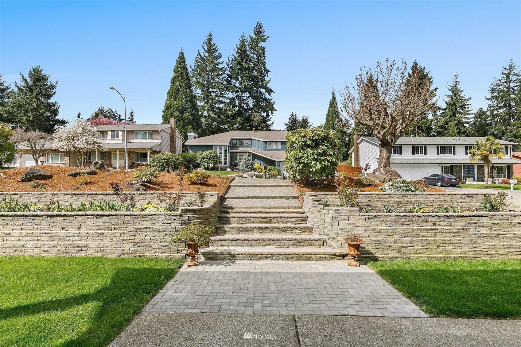 Property Photo: 31610 37th Avenue SW WA 98023