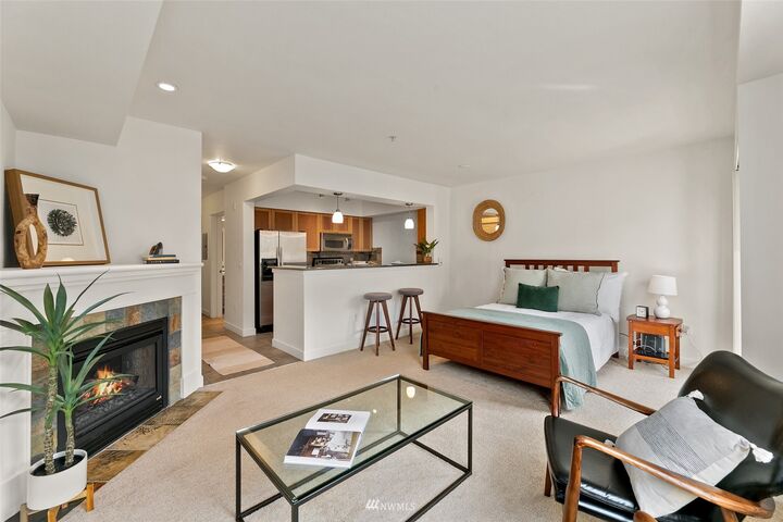 Property Photo:  1545 NW 57th Street 428  WA 98107 