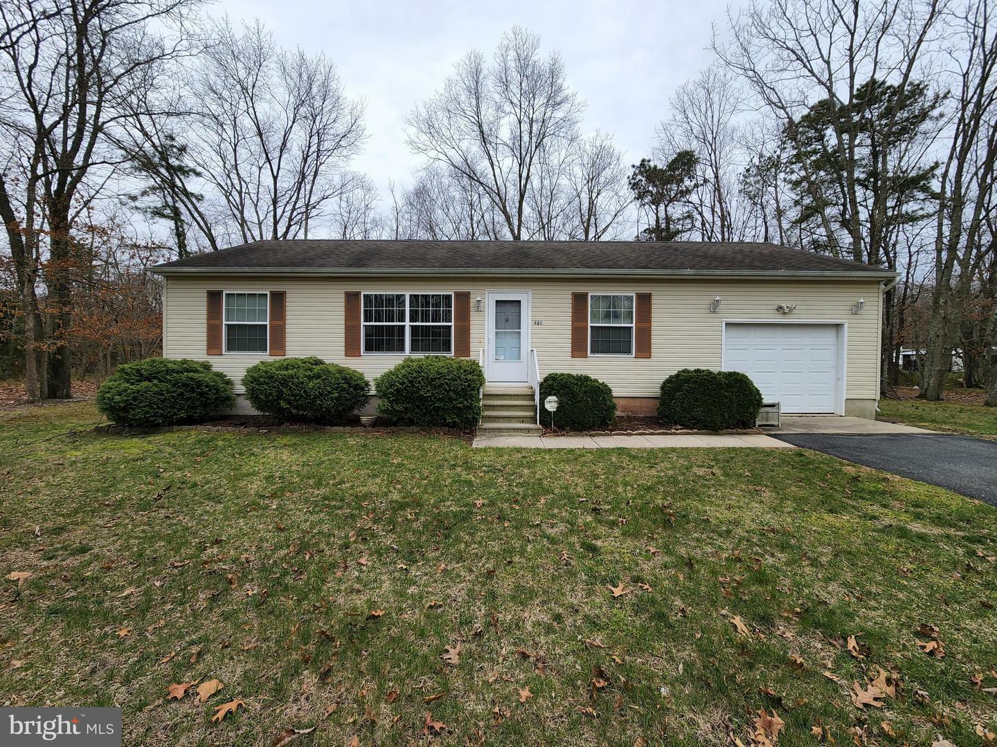 Property Photo:  621 Elm Avenue  NJ 08089 