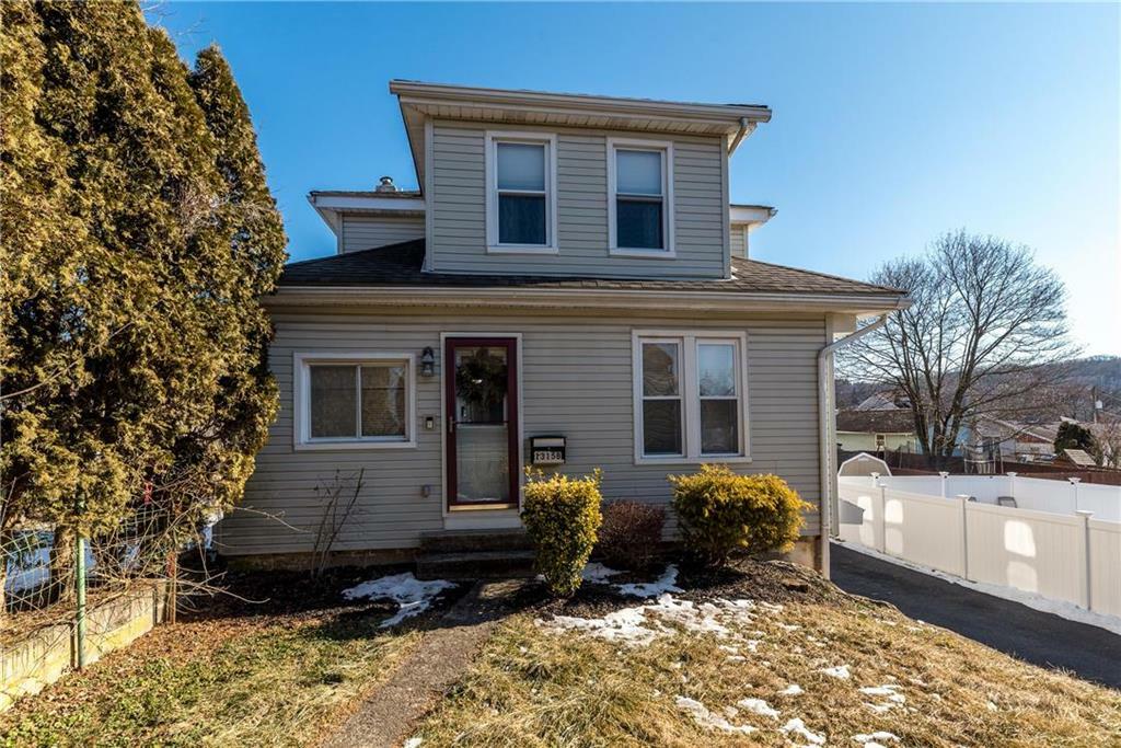 Property Photo:  1315 B Fairfax  PA 18103 