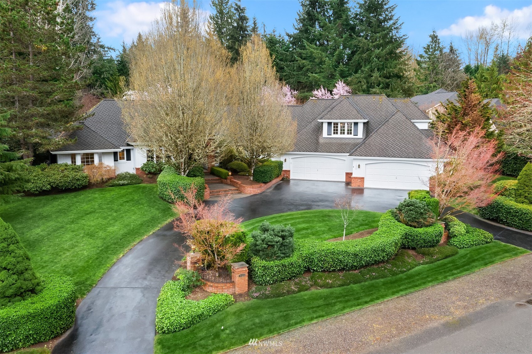 Property Photo:  16020 223rd Avenue NE  WA 98077 