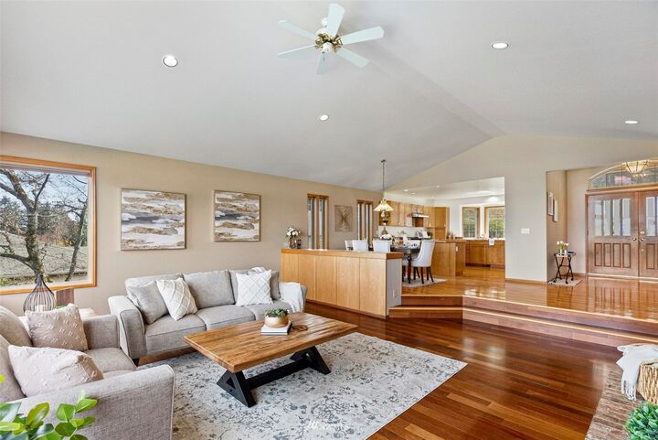 Property Photo:  1915 Austin Road NE  WA 98422 