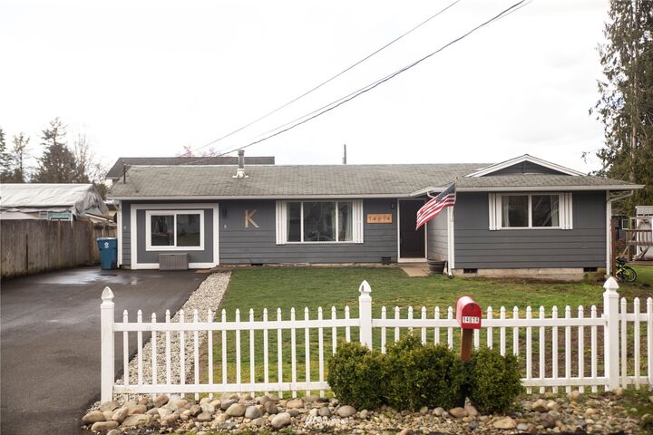 Property Photo:  14614 244th Drive SE  WA 98272 
