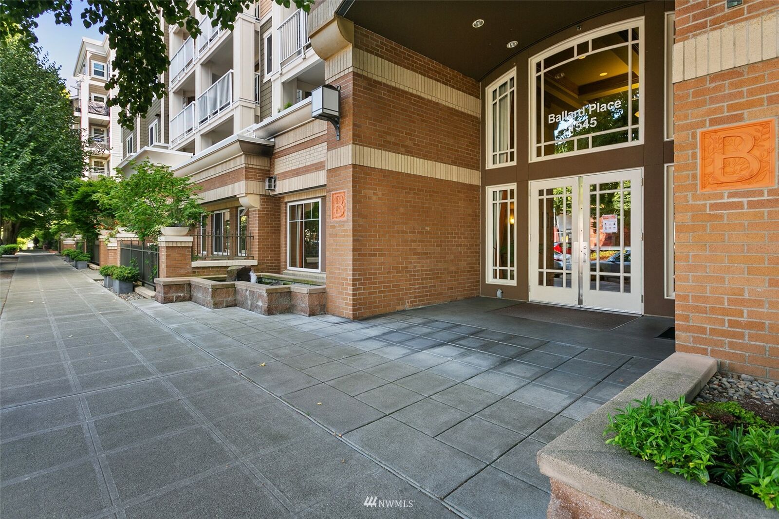 Property Photo:  1545 NW 57th Street 224  WA 98107 