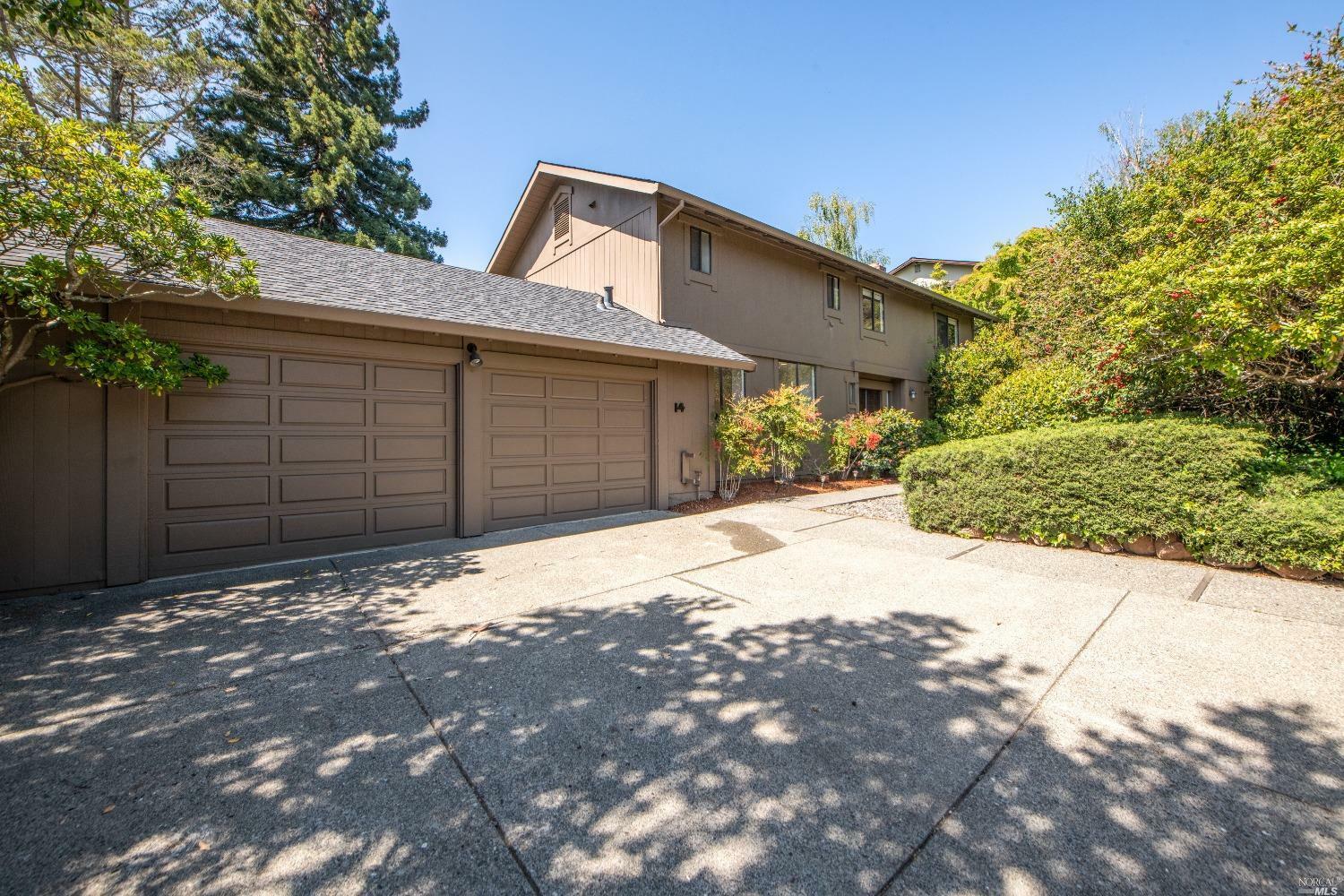 Property Photo: 14 Paseo Mirasol CA 94920