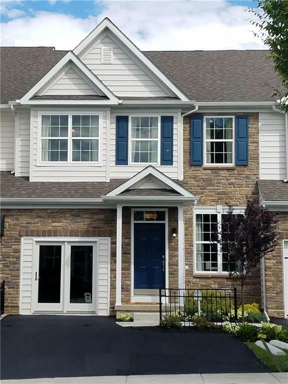 522 Gray Feather Way 209  Upper Macungie Twp PA 18104 photo