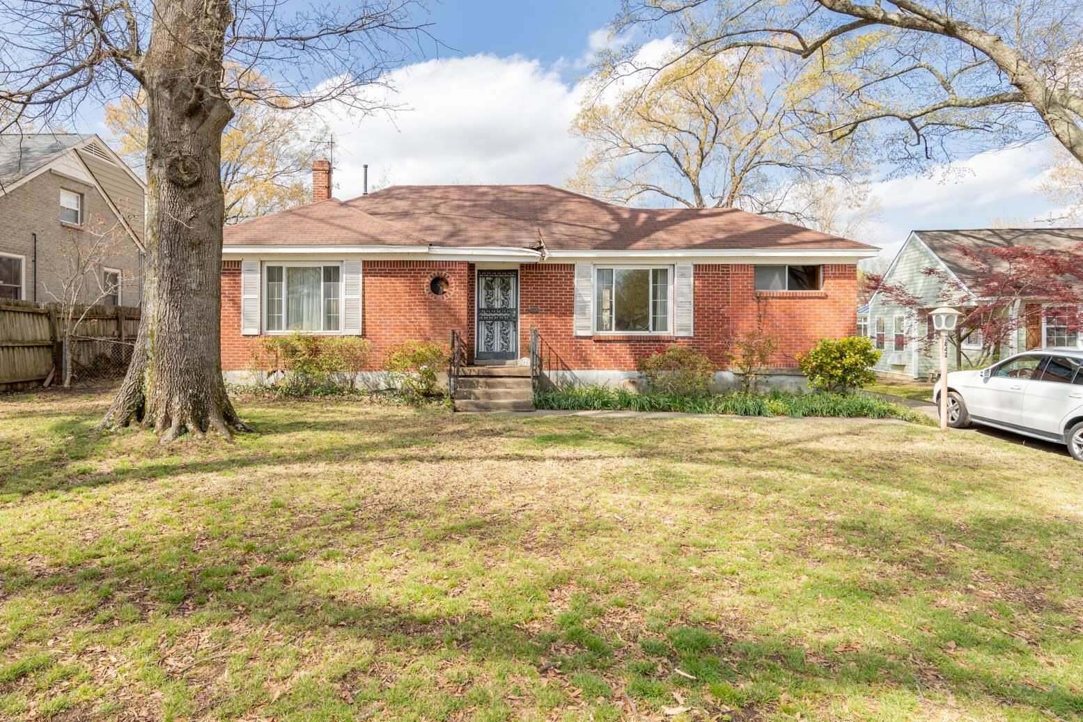 Property Photo:  3842 N Montclair Dr  TN 38111 