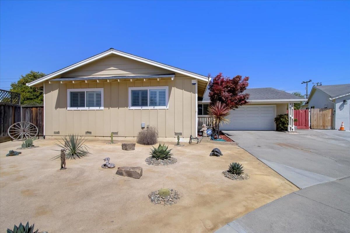 Property Photo:  39574 Pardee Court  CA 94538 