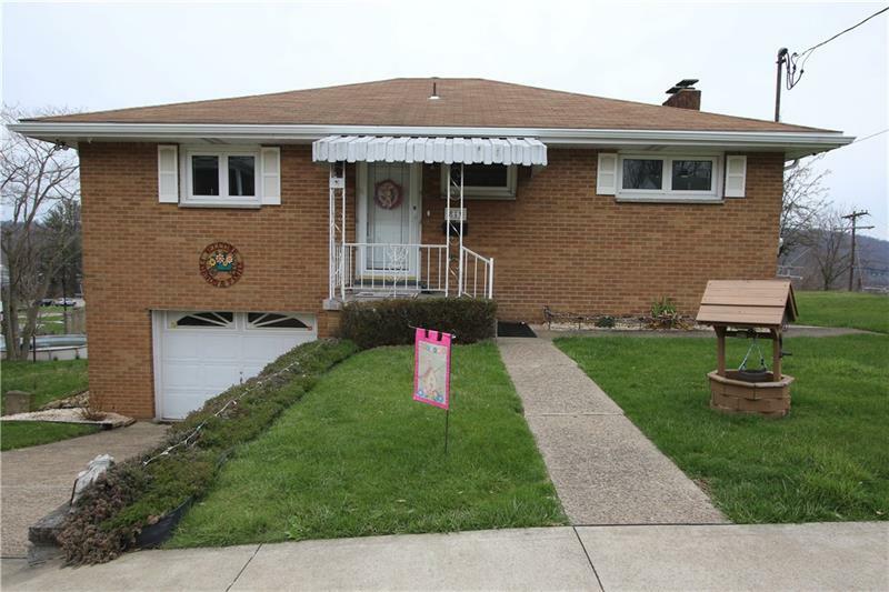 Property Photo: 811 Center Avenue PA 15022