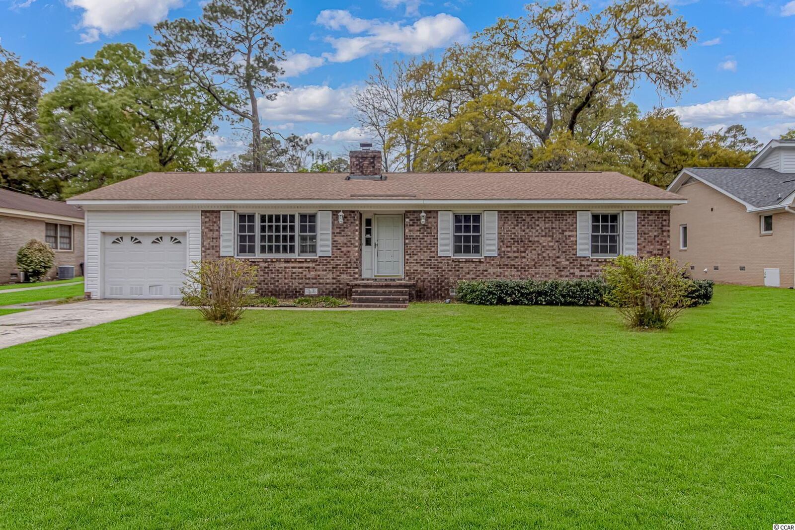 Property Photo:  4806 Woodview Ln.  SC 29575 