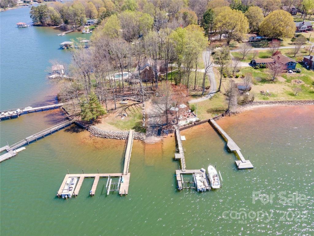 Property Photo:  131 Lakefront Drive  NC 28117 