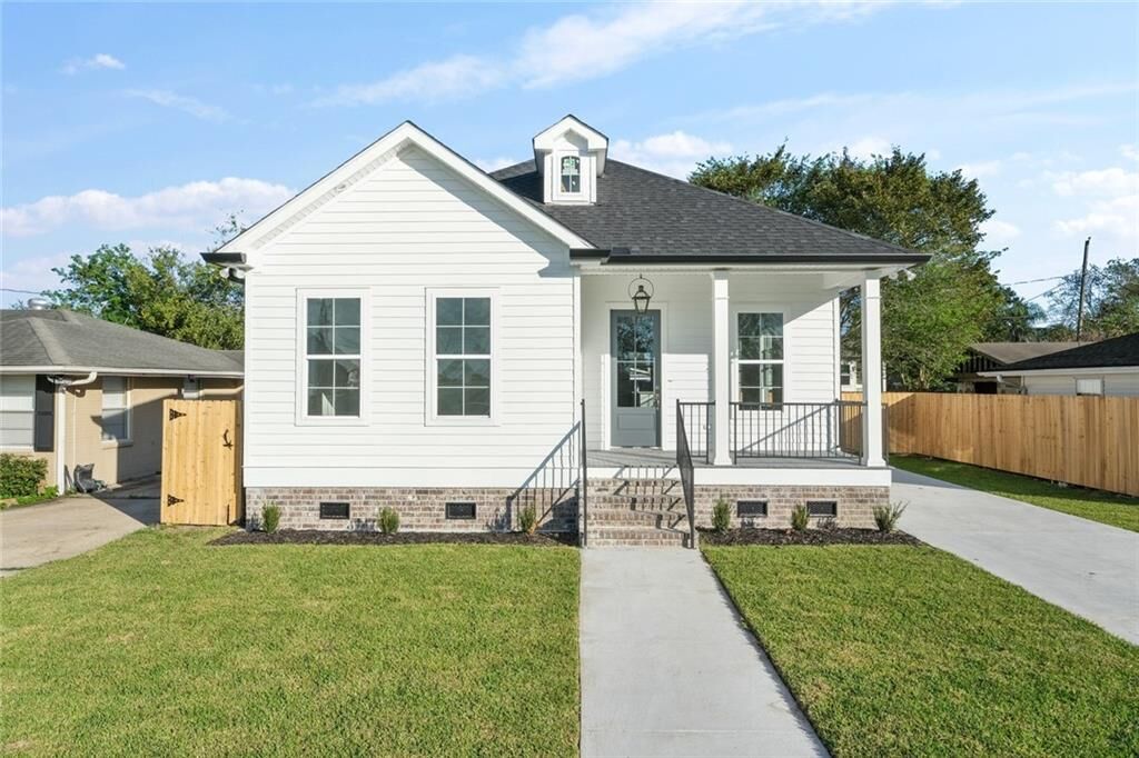 Property Photo: 73 Packenham Avenue LA 70043