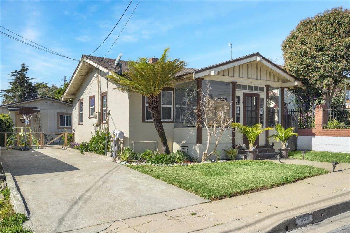 Property Photo:  309 Jefferson Street  CA 95076 